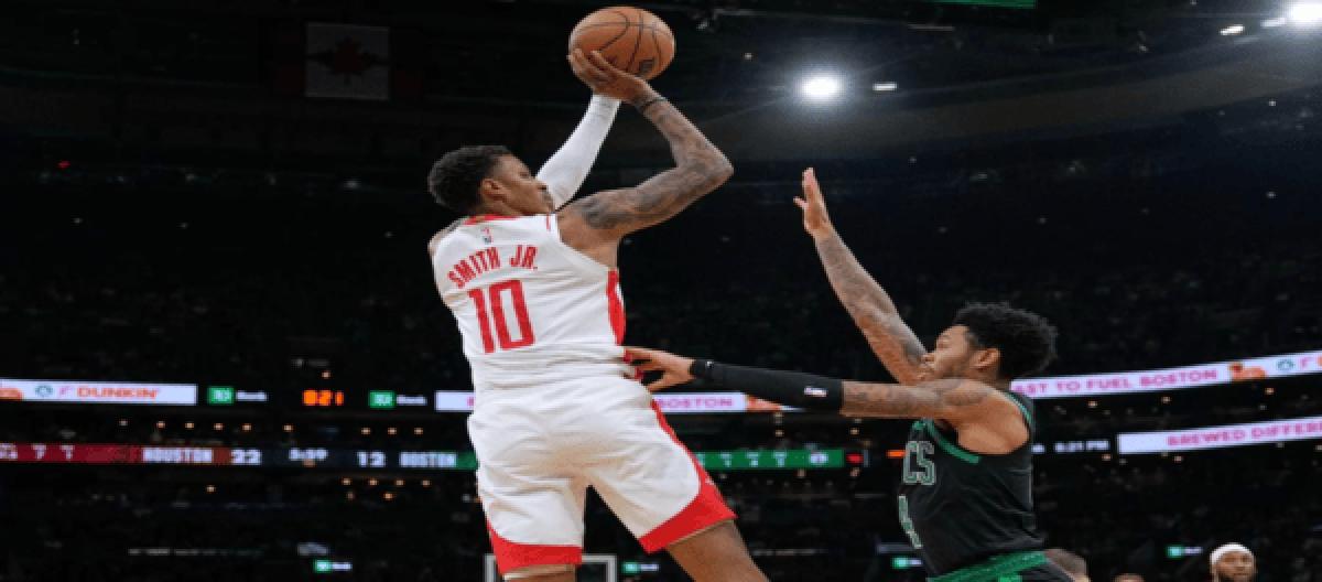 Durant scores 26 points as Rockets defeat Celtics 128-101, securing their third consecutive win.
