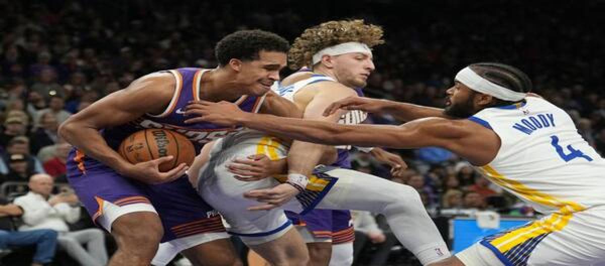 Jimmy Butler's 31 points weren't enough to secure a 99-98 victory for the Suns over the Warriors.
