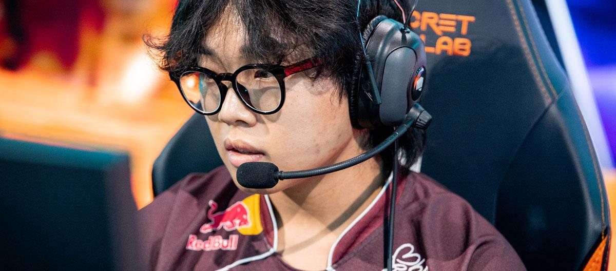 Riot Games apologized for a commentator's inappropriate comparison of Karmine Corp's mid-laner Kyeahoo to Israeli Prime Minister Benjamin Netanyahu..