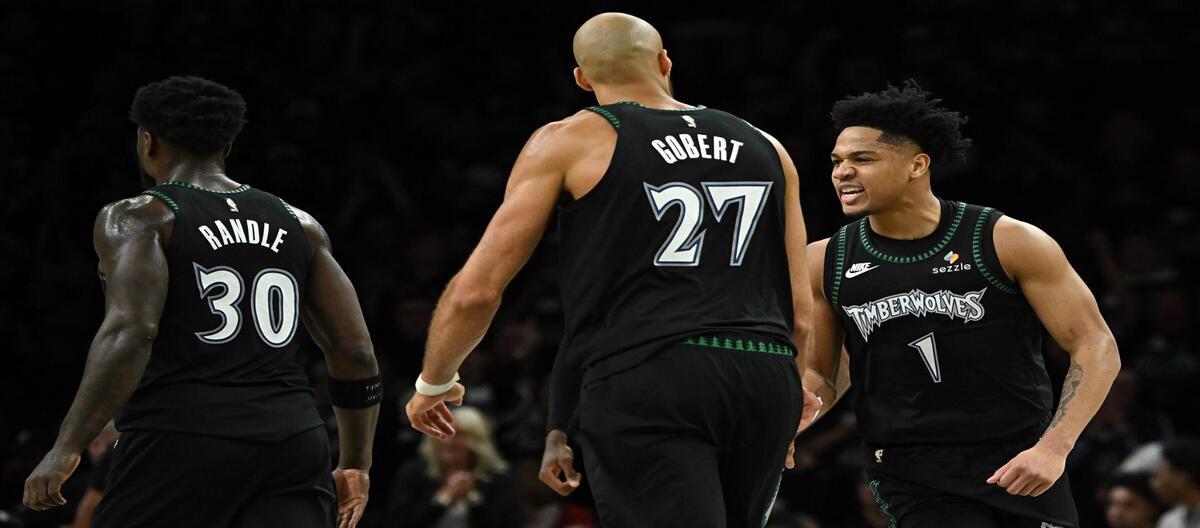 McDaniels' 32 points shone throughout the game as the Timberwolves defeated the Nuggets 110-98.