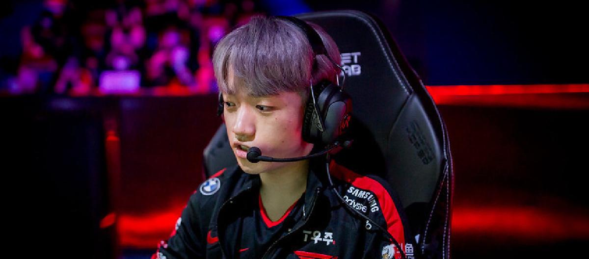 英雄联盟：T1原班人马剩两位，辅助Keria续约三年，将与中单Faker打到退役。