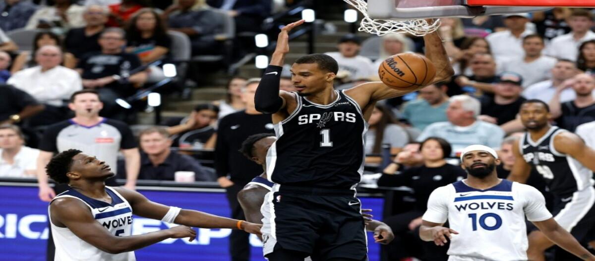 Wimbledon and Yamaba scored 27 points to save the Spurs from a 126-97 defeat to the Timberwolves.