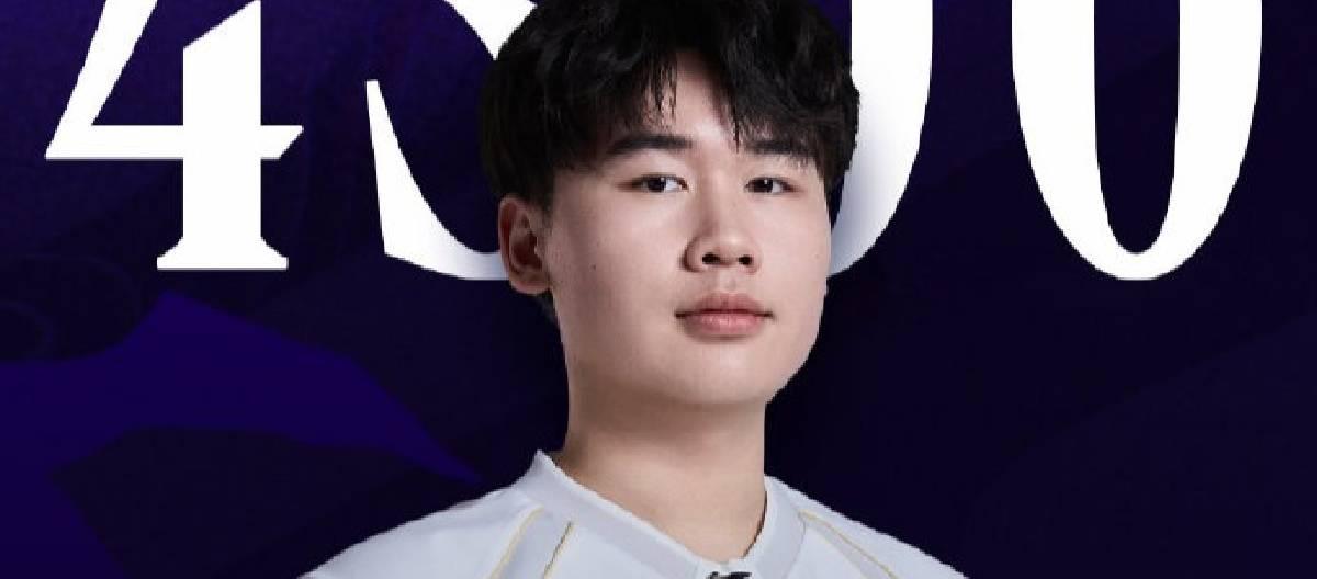 IG eSports Club jungler Wei reaches the milestone of 4500th assist in his professional career.