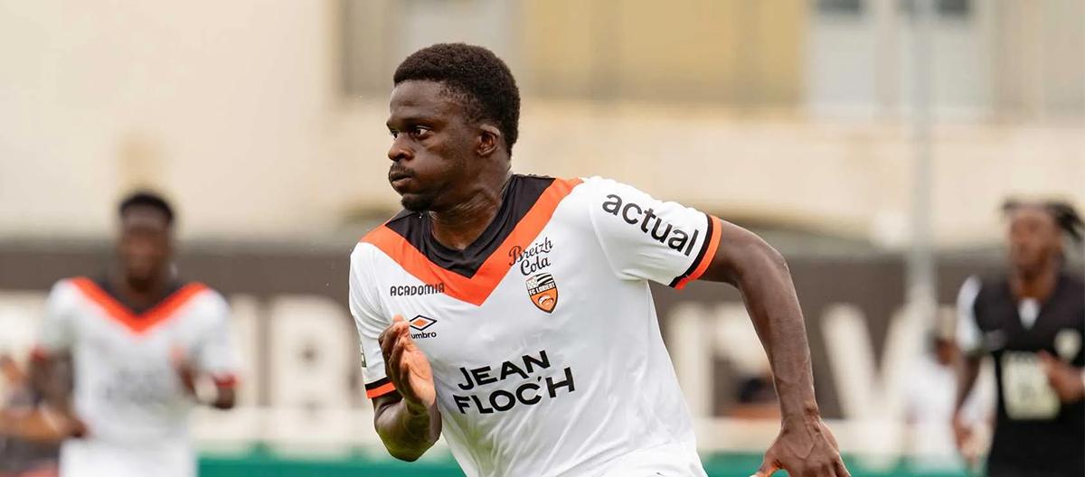 Lorient striker Bamba Dion has announced his departure this summer as his contract expires, leaving his next destination uncertain.