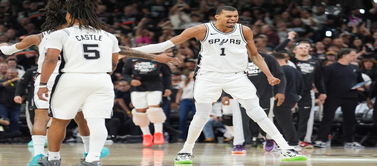 Wimbledon and Yamaz shone with 33 points as the Spurs easily defeated the Thunder 103-82, tying the series 2-2.