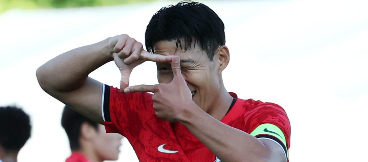 Son Heung-min, who scored two goals for South Korea in a friendly match, urged the team to maintain a humble attitude.