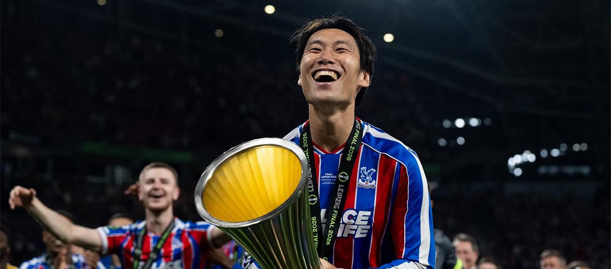 Crystal Palace have extended the contract of Japanese midfielder Daichi Kamada for another year, until June 2027.