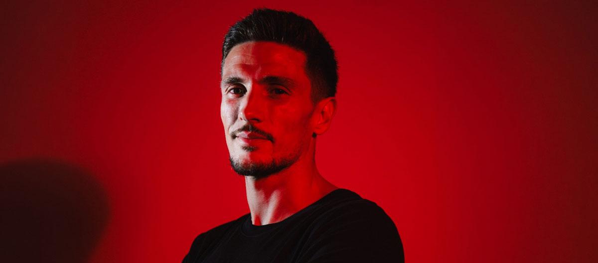Le Mans completes contract extension with right wing-back Lucas Buadés..