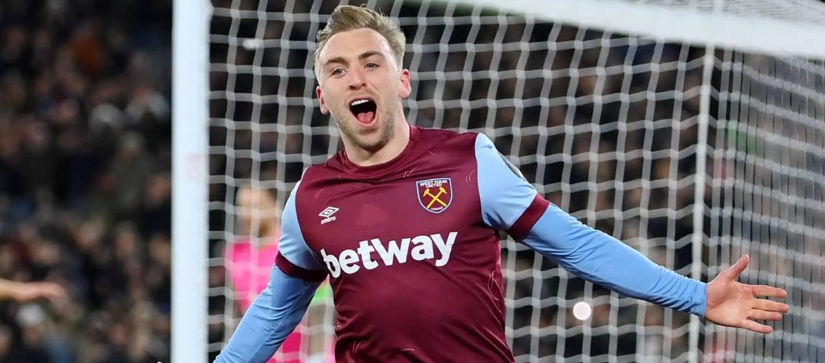 Captain Bowen rejected offers from five of the Premier League's top teams, vowing to stay at West Ham and help them return to the Premier League.