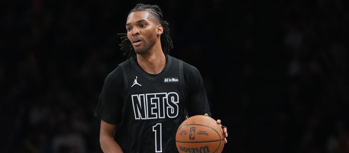 NBA官方：湖人1年300万锁定前锋扎伊尔·威廉姆斯