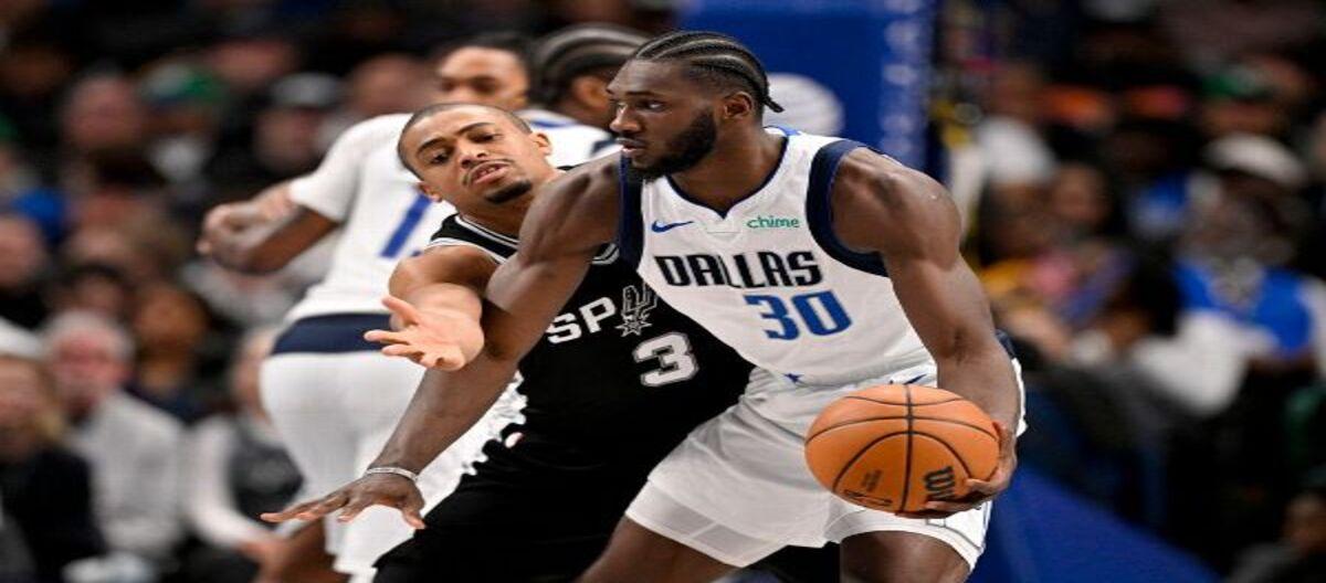 The Mavericks successfully retained Cisse on a two-year, $4.7 million contract.
