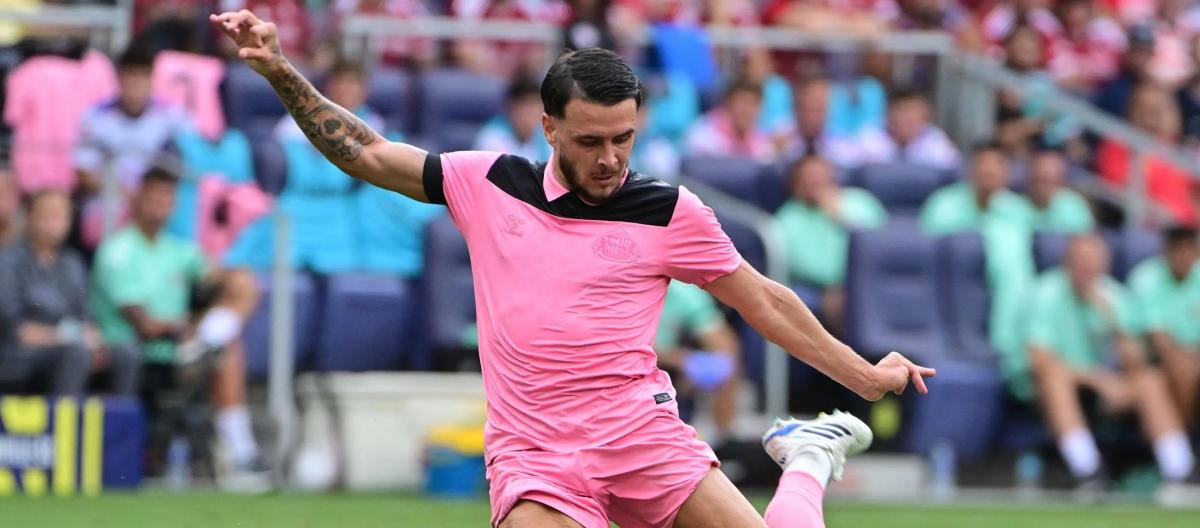 Enzo Lefebvre aims to become one of the best players in the midfield.