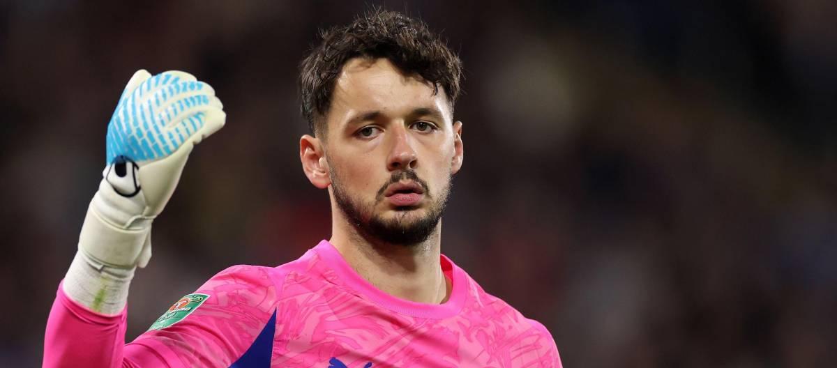 Sources say Leeds United are close to signing Manchester City goalkeeper Trafford for £40 million.