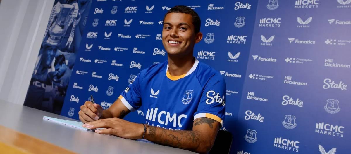 Everton have officially announced the signing of Brennan Johnson, with both parties agreeing to a contract until 2030.