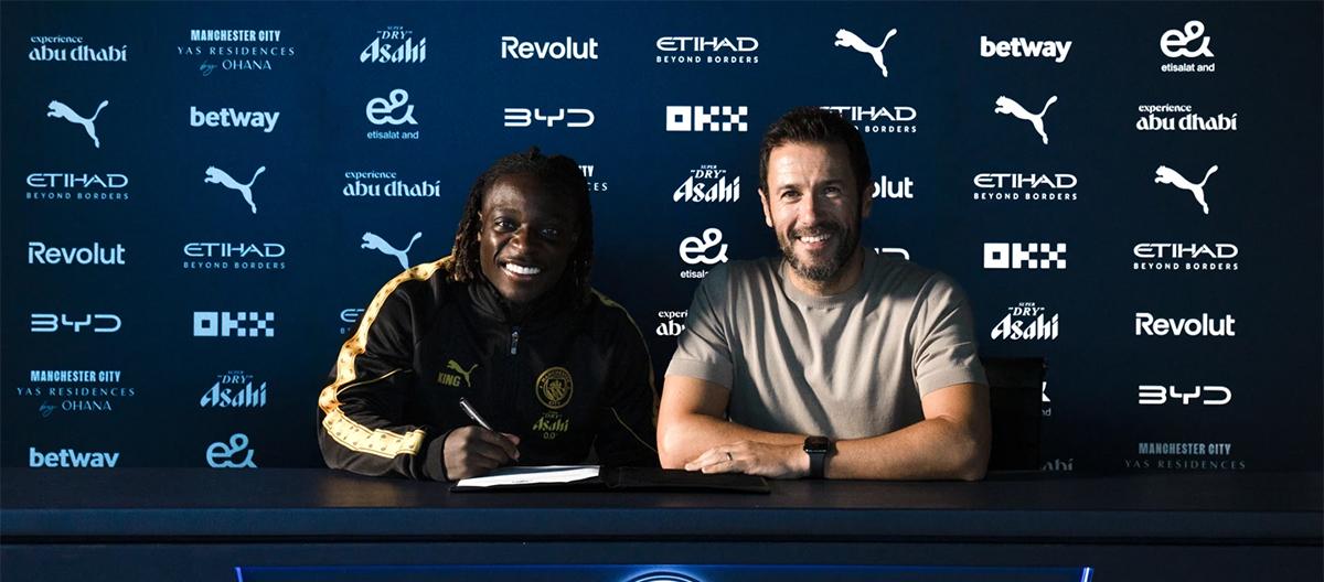 Official: Manchester City extend contract of 24-year-old winger Doku until June 2031