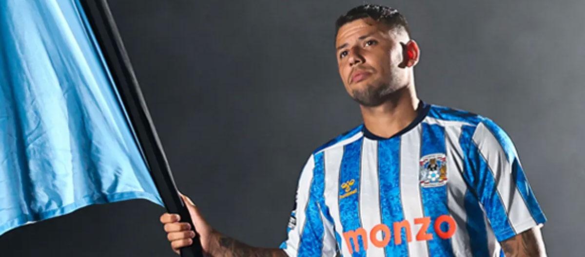 Sheffield United midfielder Gustavo Hamer officially rejoins Coventry City..
