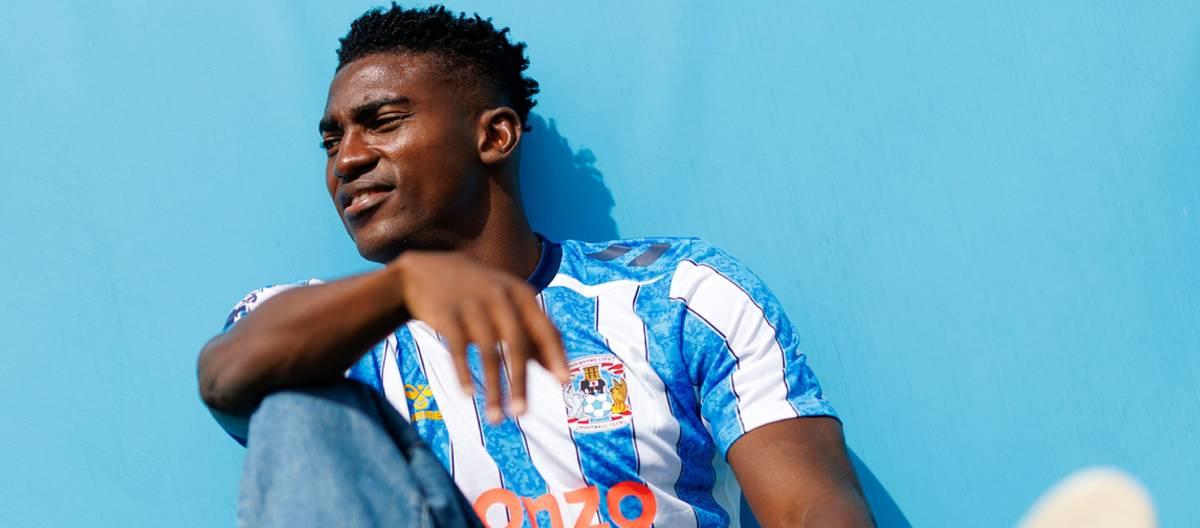 Coventry City have officially signed Nottingham Forest striker Awoniyi.