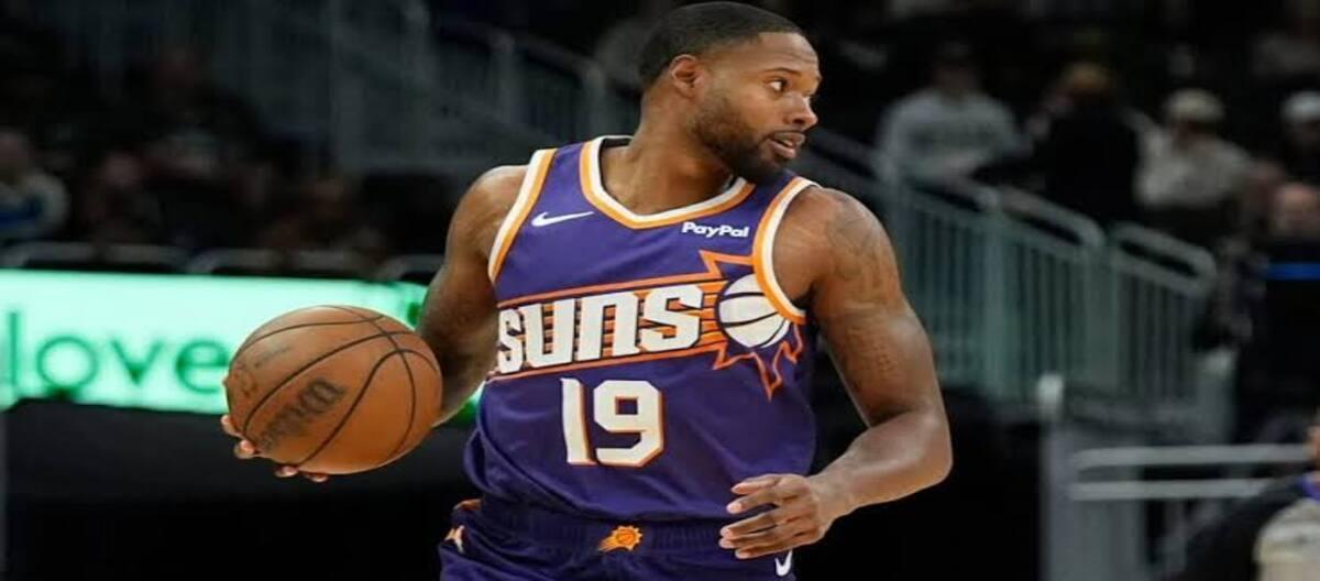 The Suns have agreed to extend Haywood Highsmith's contract for one year.