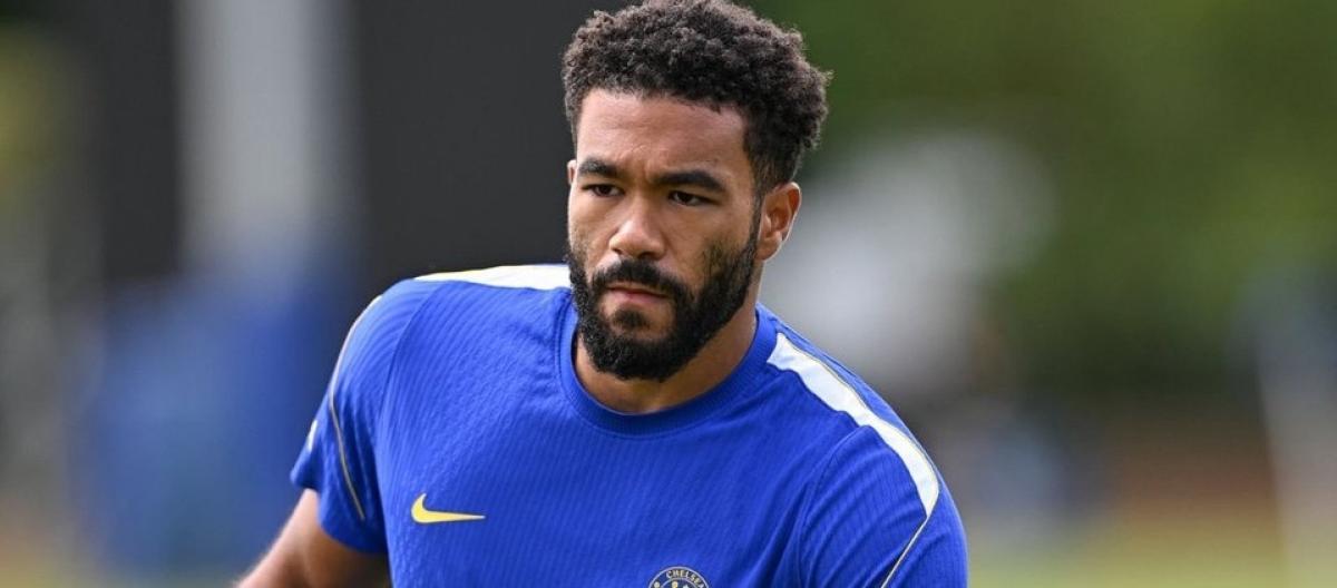 Xabi Alonso, known for his flexible playing style, praised Reece James for always making the team better.