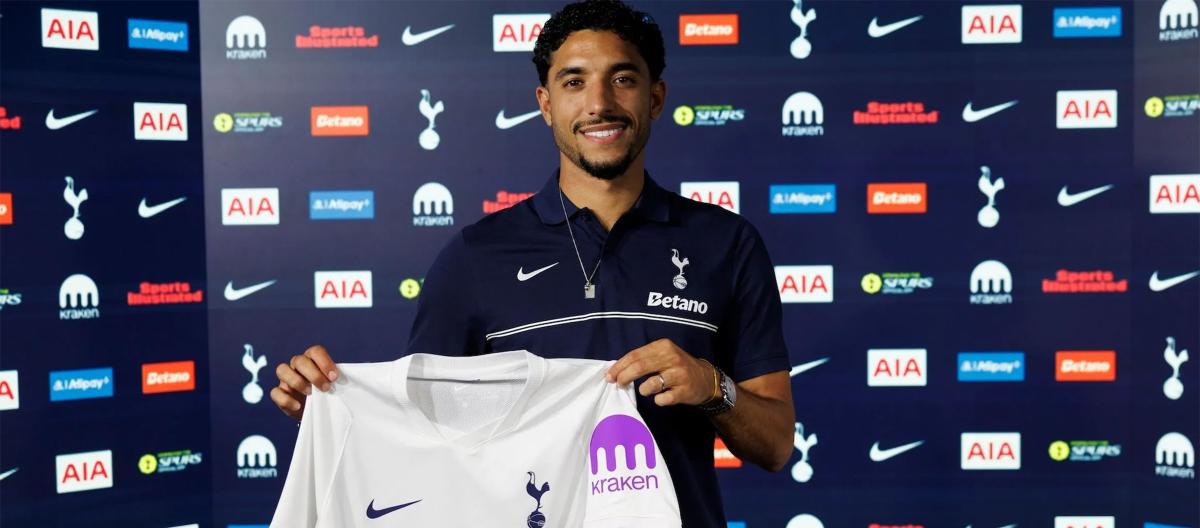 Manchester City striker Malmush has joined Tottenham Hotspur on loan, with a mandatory buy-out clause included in the contract.
