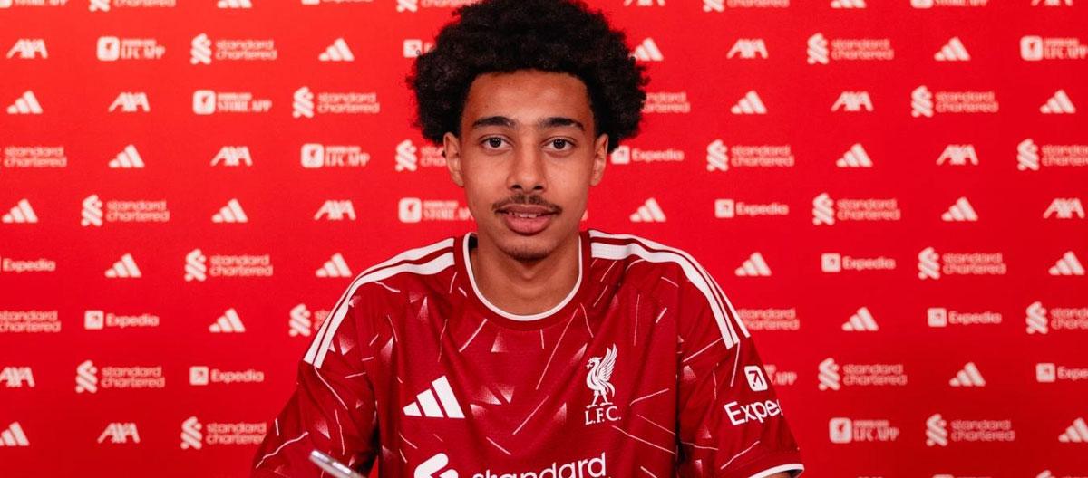 Liverpool officially announce the signing of Saint-Étienne's France U20s international winger wonderkid Djylian N'guessan..