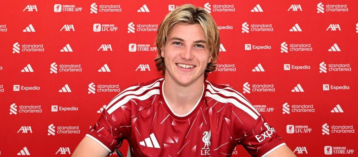Young midfielder Haydn Murray-Holme signs first professional contract with Liverpool..