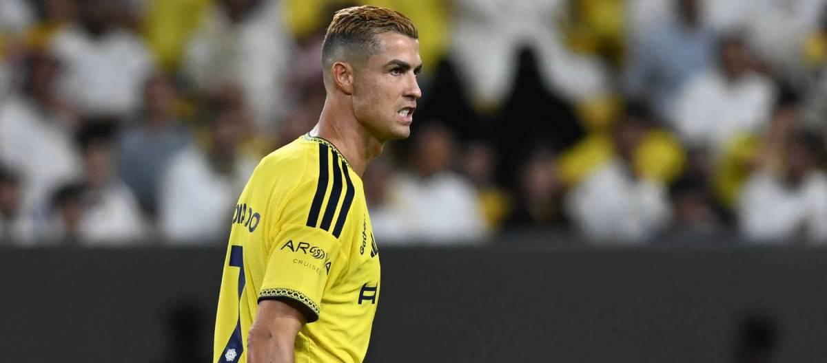 Cristiano Ronaldo strongly condemns the fans' malicious provocation of his deceased teammate.