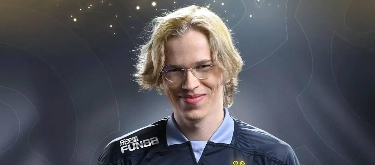 Dota 2 team OG announces new season roster: Topson announces his return.