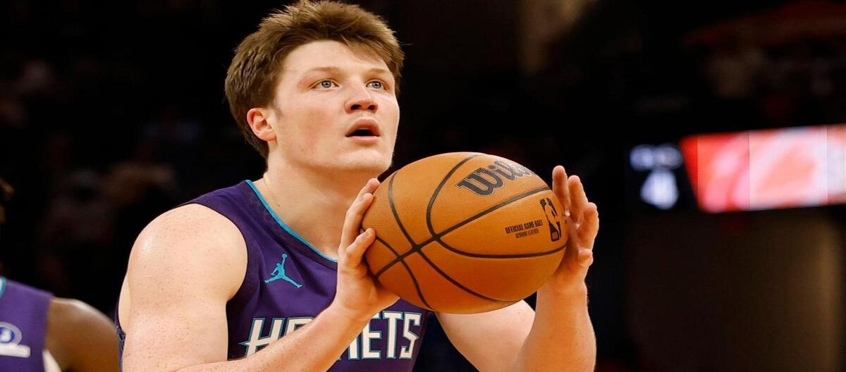 Hornets' rising star Knupper suffers hamstring injury and is expected to miss the entire preseason.