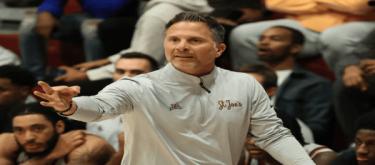 Knicks hire St. Joseph's University coach Billy Langer to coaching staff