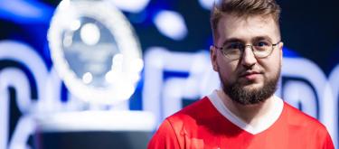 CS2: Torzsi successfully renewed his contract with MOUZ and publicly praised him as the best example.