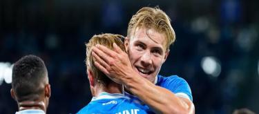 Champions League - Hoylen scores twice as Napoli defeats Sporting CP 2-1