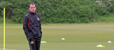 Sunderland manager Lebrides vows to field a strong lineup for the FA Cup.