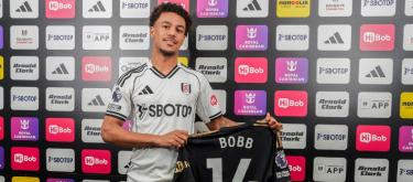 Fulham have announced the signing of Oscar Bob, who will remain with the club until the summer of 2031.