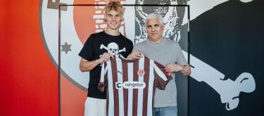 St. Pauli signed A-League midfielder Samuel Clyne this summer, with the contract's duration unknown.
