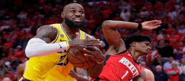 LeBron James scored 28 points as the Lakers defeated the Rockets 98-78.