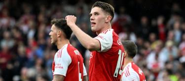 Premier League – Dzekeresh scores twice as Arsenal beat Fulham 3-0.