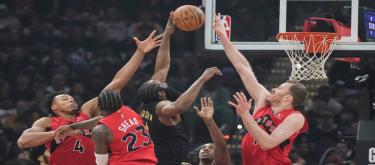 Allen Mitchell combined for 44 points as the Cavaliers defeated the Raptors 114-102.