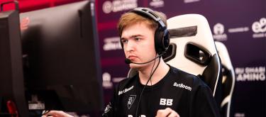 Nafany announced that his contract with AMKAL has expired and he has officially become a free agent.
