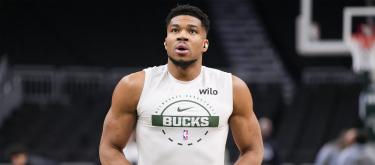American reporter: To acquire Giannis Antetokounmpo, the Celtics are willing to trade all players except Jayson Tatum.
