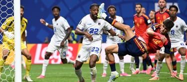 World Cup – Spain fails to secure all 3 points after a 0-0 draw with Cape Verde.