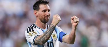 Pochettino praised Messi as an incredible player.