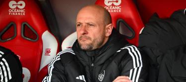 官方：布雷斯特助教拉楚尔正式出任一线队主帅，合同签至2028年