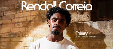 Official: Former Valencia right-back Thierry Correa joins Venezia on a free transfer.