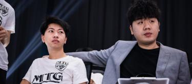 After losing the game, he looked sullen and brushed it off with a "not convenient to disclose," making Coach Ai Si's aloof interview unprofessional.