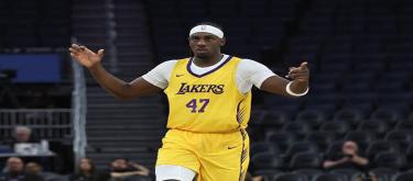 湖人签下卡鲁玛 双向合同开启NBA征程