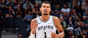 Wenban Amazon unlocks legendary skills during the offseason to make a run for the new season.