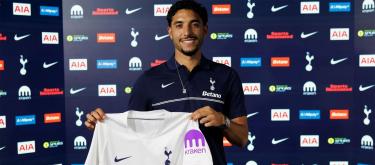 Manchester City striker Malmush has joined Tottenham Hotspur on loan, with a mandatory buy-out clause included in the contract.