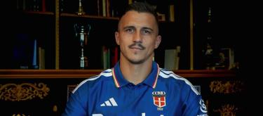 Mark Oliver Kempf has signed a contract extension with the club and will continue to play for Como until 2029.