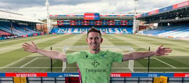 Dean Henderson has signed a contract extension with Crystal Palace, extending his contract until 2030.